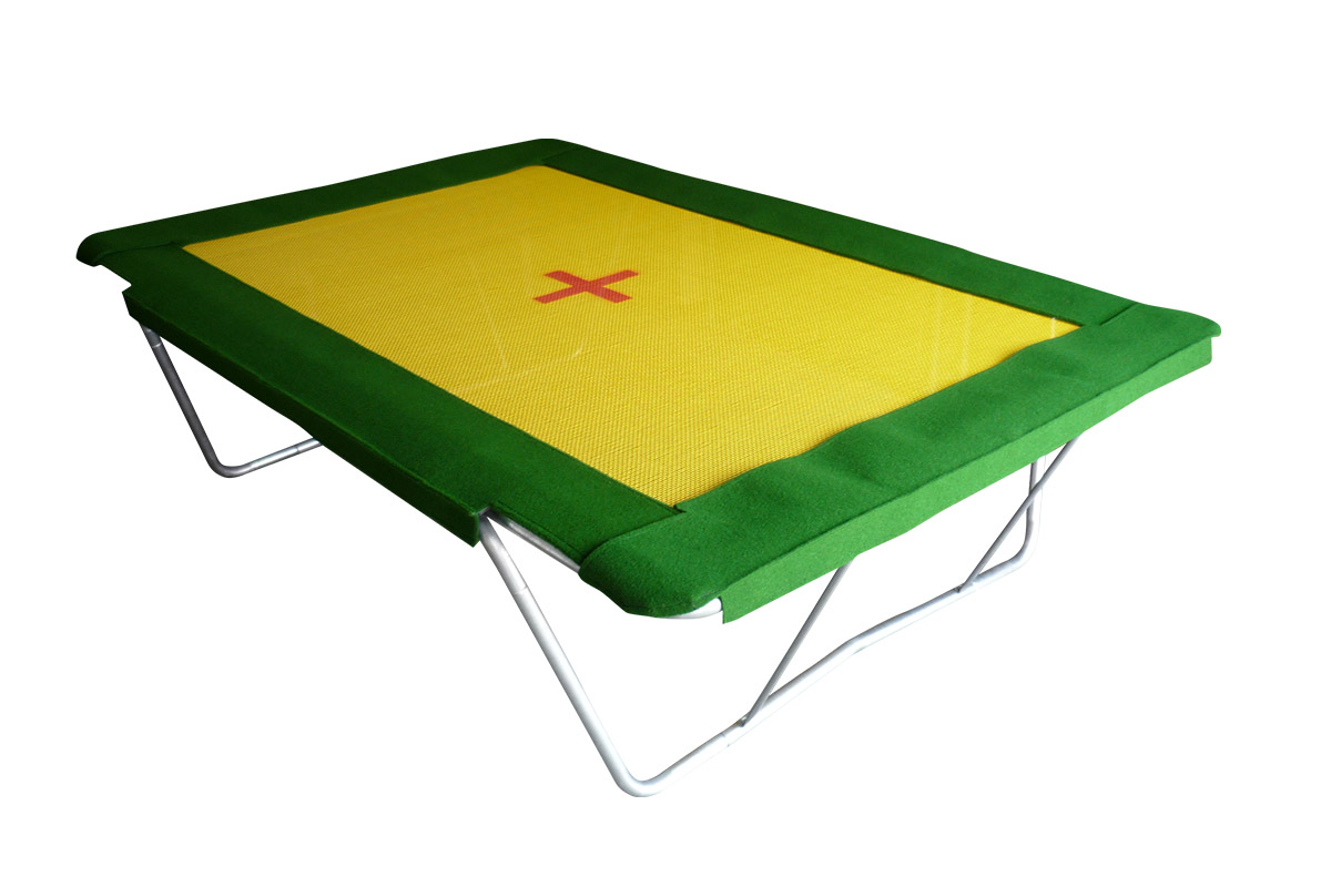 www.topline-trampolines.com.au